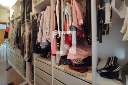 Casa à venda com 180m², 3 quartos e 2 vagasCloset Suíte