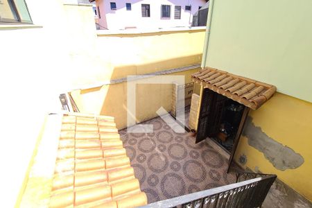 Casa à venda com 170m², 3 quartos e 2 vagasEscada edícula