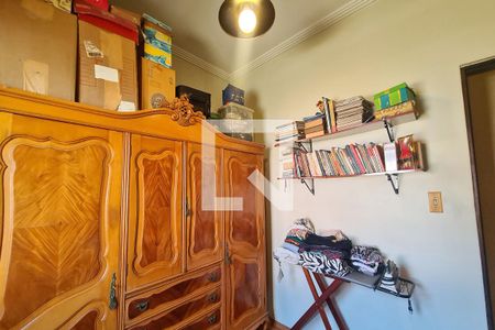 Casa à venda com 170m², 3 quartos e 2 vagasQuarto