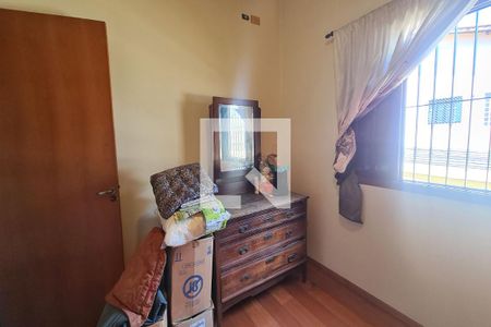 Casa à venda com 170m², 3 quartos e 2 vagasQuarto