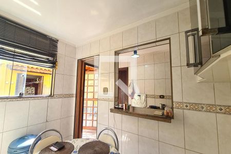 Casa à venda com 170m², 3 quartos e 2 vagasEdicula/cozinha