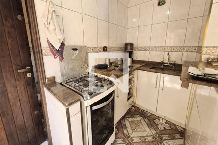 Casa à venda com 170m², 3 quartos e 2 vagasEdicula/cozinha