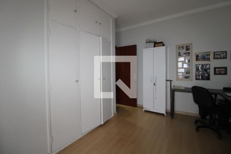 Apartamento à venda com 113m², 2 quartos e 1 vagaQuarto 2