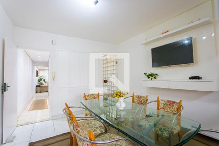 Casa à venda com 305m², 3 quartos e 3 vagasCopa