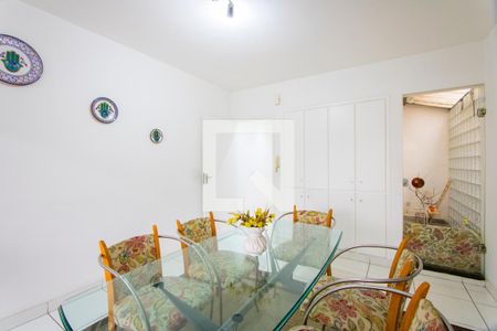 Casa à venda com 305m², 3 quartos e 3 vagasCopa