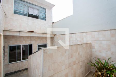 Casa à venda com 305m², 3 quartos e 3 vagasÁrea externa