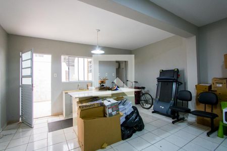 Casa à venda com 305m², 3 quartos e 3 vagasSalão