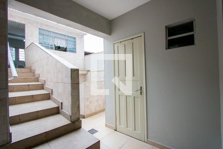 Casa à venda com 305m², 3 quartos e 3 vagasCorredor - Externo