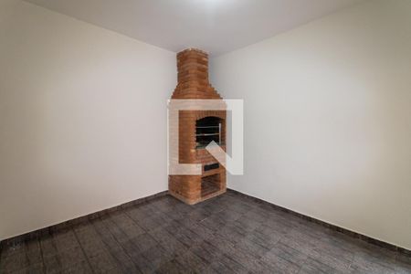 Casa à venda com 180m², 3 quartos e 2 vagasQuintal