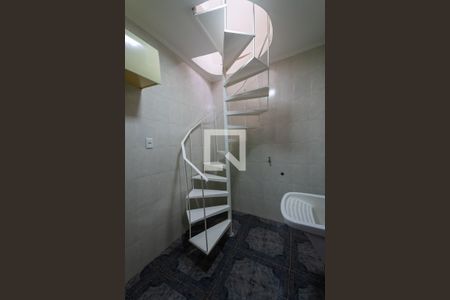 Casa à venda com 180m², 3 quartos e 2 vagasÁrea de Serviço