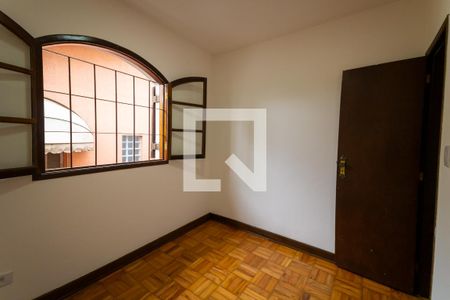 Casa à venda com 180m², 3 quartos e 2 vagasQuarto 2