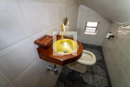 Casa à venda com 180m², 3 quartos e 2 vagasLavabo