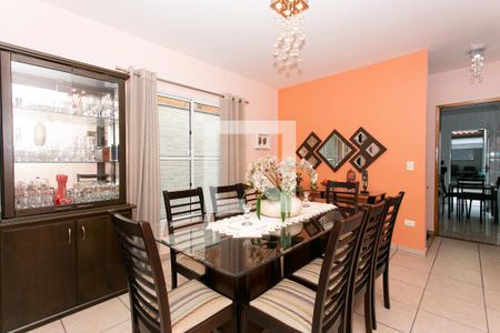 Casa à venda com 225m², 3 quartos e 3 vagasSala de Jantar