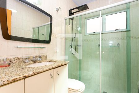 Casa à venda com 225m², 3 quartos e 3 vagasBanheiro