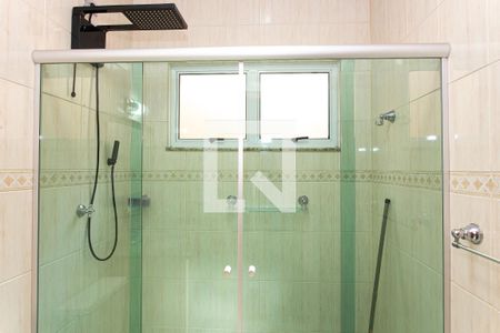 Casa à venda com 225m², 3 quartos e 3 vagasBanheiro