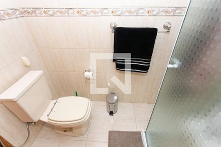 Casa à venda com 225m², 3 quartos e 3 vagasBanheiro da Suíte