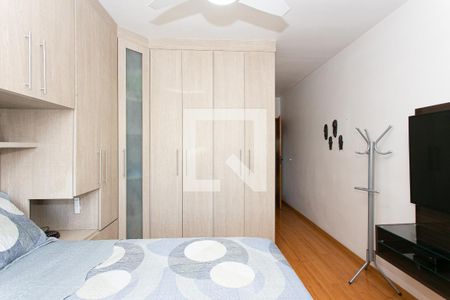 Suíte de casa à venda com 3 quartos, 225m² em Vila Carrão, São Paulo