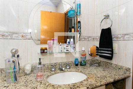 Casa à venda com 225m², 3 quartos e 3 vagasBanheiro da Suíte