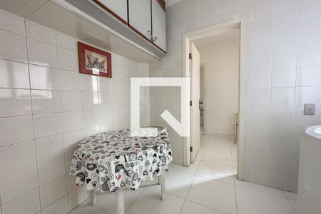 Apartamento para alugar com 200m², 5 quartos e 1 vaga