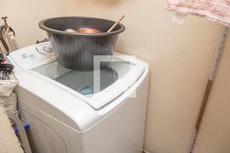 Apartamento à venda com 54m², 2 quartos e 1 vaga Apartamento à venda com 54m², 2 quartos e 1 vagaÁrea de serviço