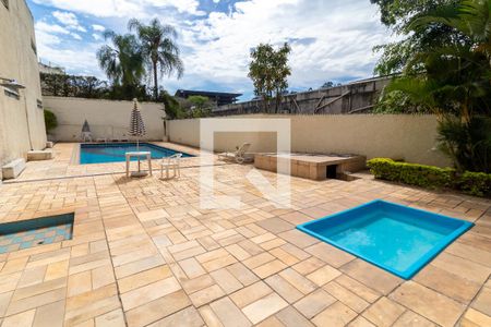 Apartamento para alugar com 65m², 2 quartos e 1 vagaÁrea comum - Piscina