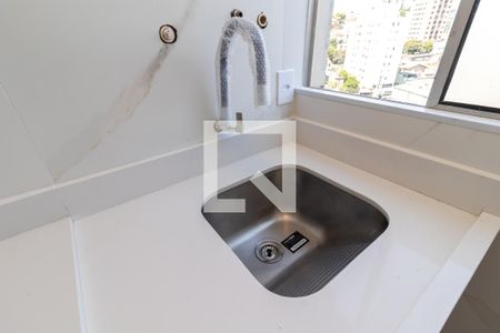 Apartamento para alugar com 65m², 2 quartos e 1 vagaÁrea de Serviço