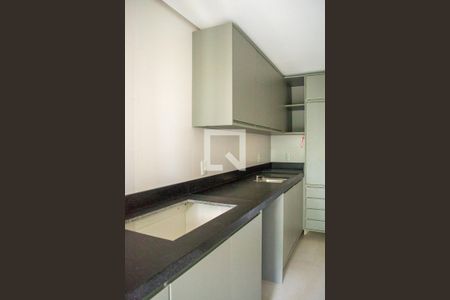 Apartamento para alugar com 170m², 3 quartos e 3 vagas Apartamento para alugar com 170m², 3 quartos e 3 vagasCozinha