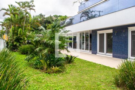 Apartamento para alugar com 170m², 3 quartos e 3 vagas Apartamento para alugar com 170m², 3 quartos e 3 vagasQuintal