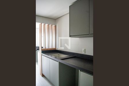 Apartamento para alugar com 170m², 3 quartos e 3 vagas Apartamento para alugar com 170m², 3 quartos e 3 vagasCozinha