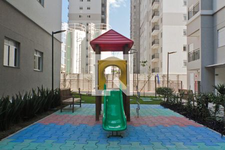 Apartamento para alugar com 34m², 2 quartos e sem vagaÁrea comum - Playground