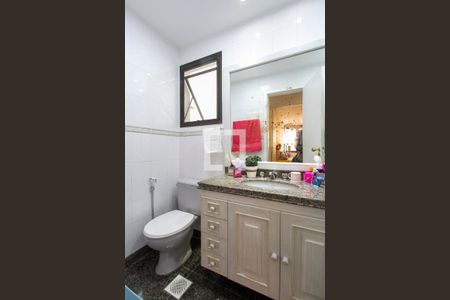 Apartamento à venda com 202m², 3 quartos e 3 vagasClBanheirooset Quarto 3 suíte