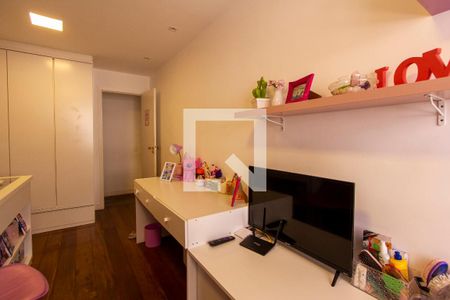 Apartamento à venda com 202m², 3 quartos e 3 vagasQuarto 2