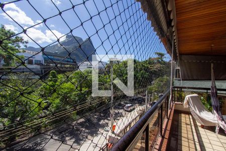 Apartamento à venda com 202m², 3 quartos e 3 vagasVaranda