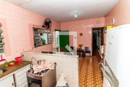 Casa à venda com 214m², 2 quartos e sem vagaCozinha 