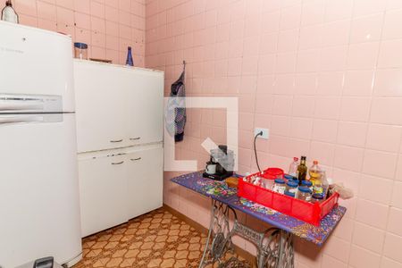 Casa à venda com 214m², 2 quartos e sem vagaCozinha 