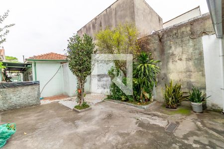 Casa à venda com 214m², 2 quartos e sem vagaÁrea externa 