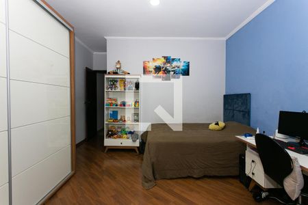 Casa à venda com 271m², 4 quartos e 4 vagas Casa à venda com 271m², 4 quartos e 4 vagasQuarto 1