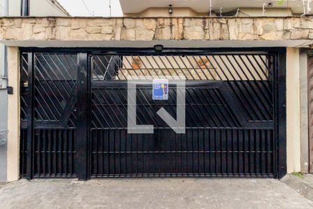 Casa à venda com 271m², 4 quartos e 4 vagas Casa à venda com 271m², 4 quartos e 4 vagasFachada da Casa