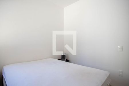 Apartamento à venda com 100m², 2 quartos e 2 vagasQuarto