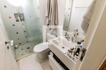 Apartamento para alugar com 120m², 3 quartos e 3 vagas Apartamento para alugar com 120m², 3 quartos e 3 vagasBanheiro Corredor