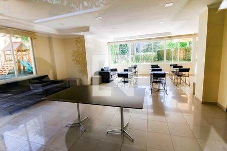 Apartamento para alugar com 120m², 3 quartos e 3 vagas Apartamento para alugar com 120m², 3 quartos e 3 vagasÁrea comum - Salão de festas