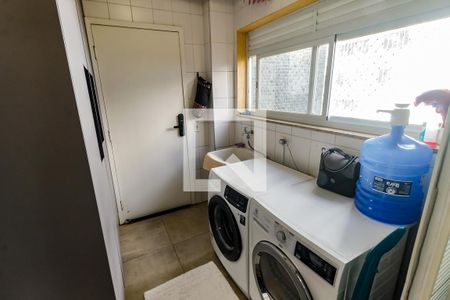 Apartamento para alugar com 120m², 3 quartos e 3 vagas Apartamento para alugar com 120m², 3 quartos e 3 vagasÁrea de Serviço