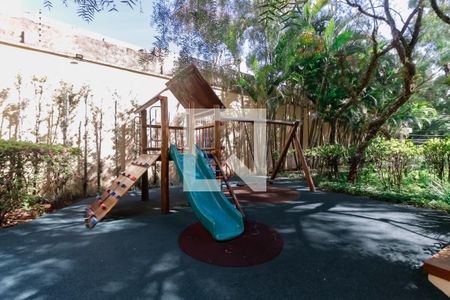 Apartamento para alugar com 120m², 3 quartos e 3 vagas Apartamento para alugar com 120m², 3 quartos e 3 vagasÁrea comum - Playground