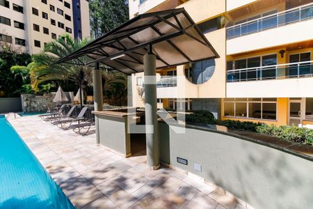 Apartamento para alugar com 120m², 3 quartos e 3 vagas Apartamento para alugar com 120m², 3 quartos e 3 vagasÁrea comum - Piscina