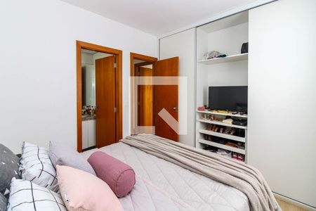 Apartamento à venda com 90m², 3 quartos e 3 vagasQuarto 3