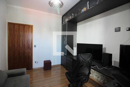 Casa à venda com 278m², 3 quartos e 4 vagasSuíte 2