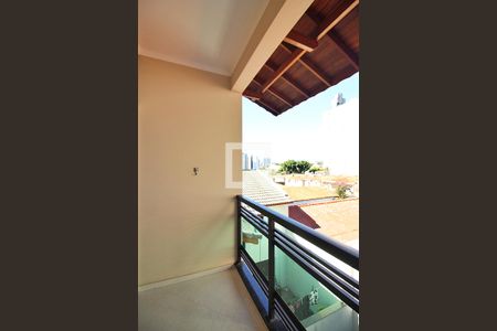 Casa à venda com 278m², 3 quartos e 4 vagasSuíte Sacada