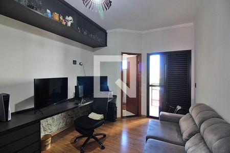 Casa à venda com 278m², 3 quartos e 4 vagasSuíte 2