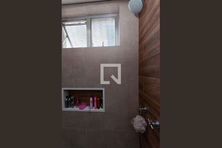 Casa à venda com 300m², 3 quartos e 2 vagas Casa à venda com 300m², 3 quartos e 2 vagasBanheiro do quarto 2 Suíte