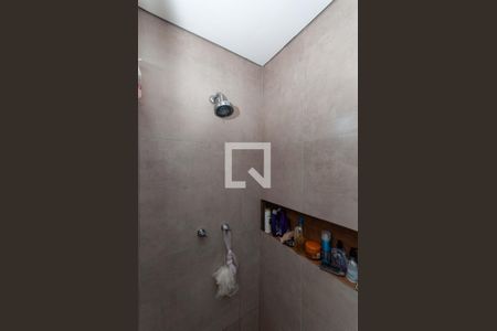 Casa à venda com 300m², 3 quartos e 2 vagas Casa à venda com 300m², 3 quartos e 2 vagasBanheiro do quarto 1 Suíte